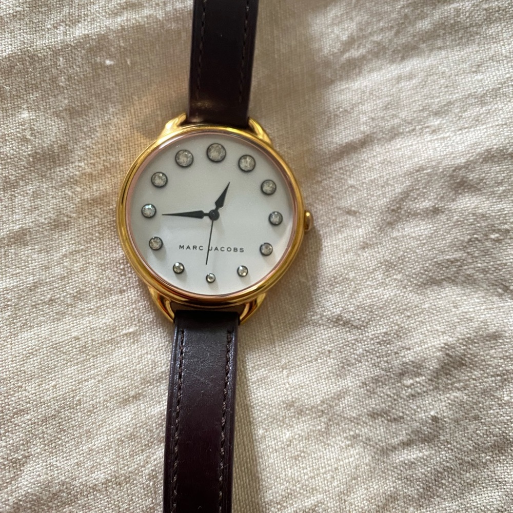 Stunning Marc Jacobs Watch - Women’s - Real leather - gold, burgundy, diamonds